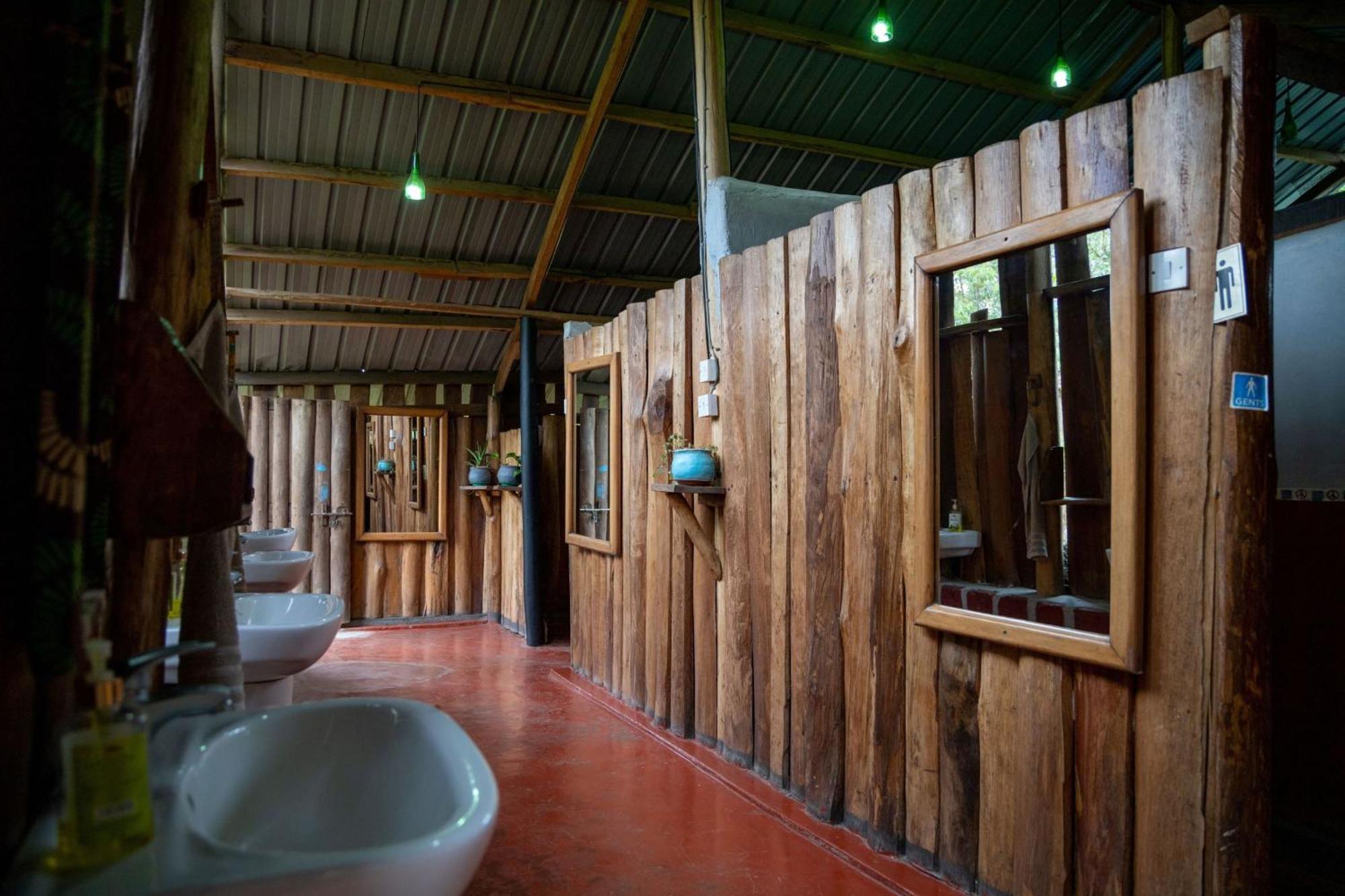 Kalitusi Nature Resort フォート・ポータル エクステリア 写真